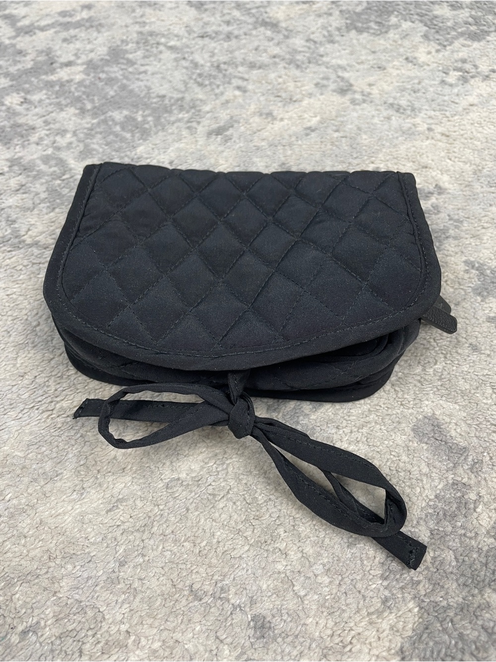 Vera Bradley Black Quilted Travel Toiletry Cosmetic Bag - Picture 2 of 13
